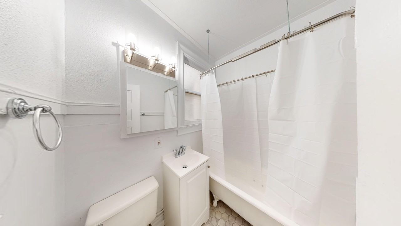 2510 Bancroft Way - Photo 7 of 50