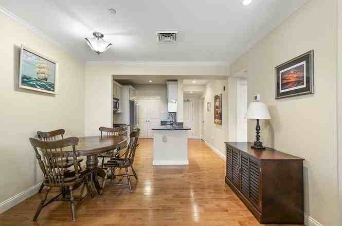 426 Main St - Photo 6 of 13