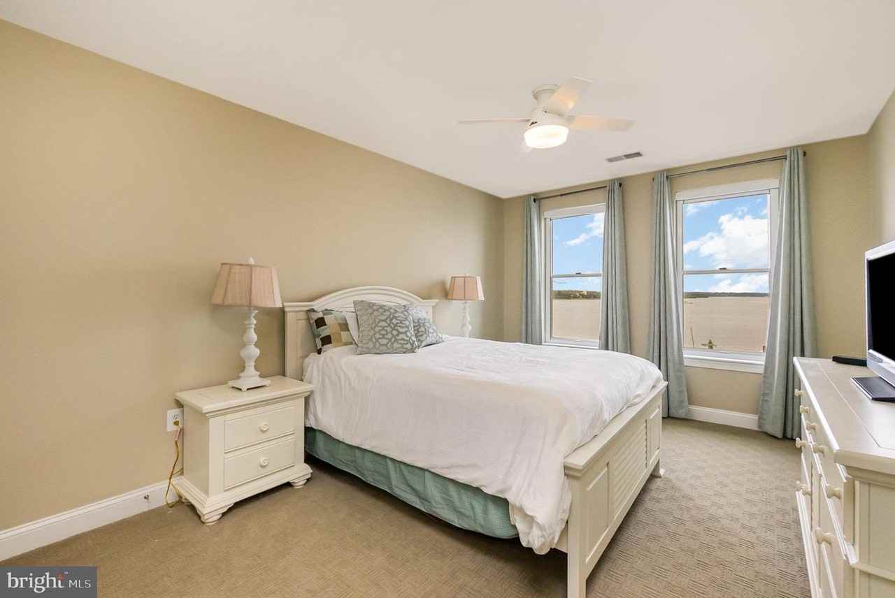 505 Concord St - Photo 4 of 6