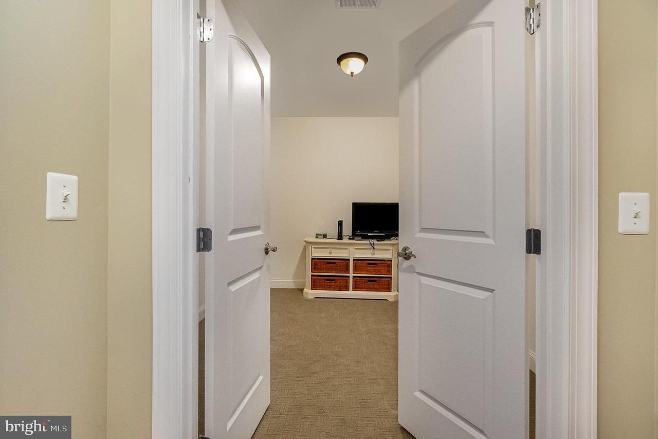 505 Concord St - Photo 6 of 6