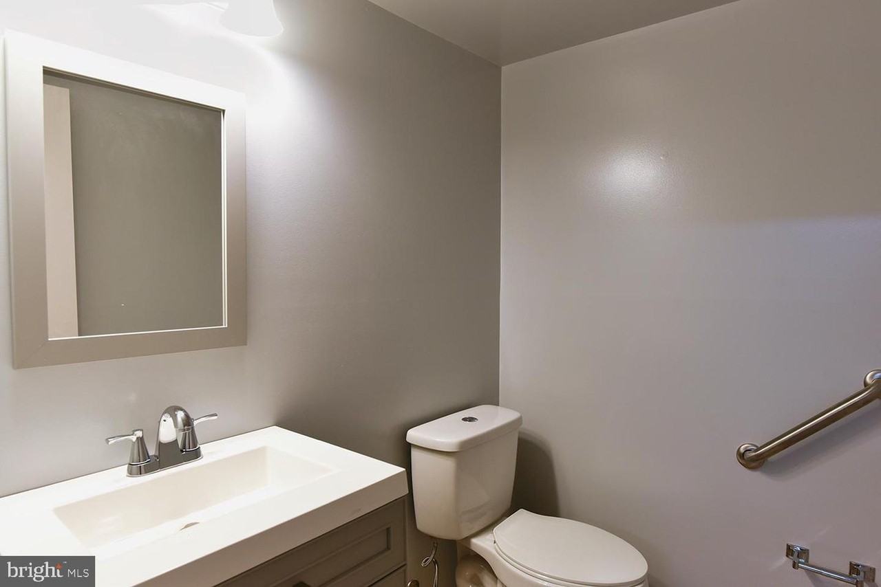 1631 Edgewood Pl - Photo 6 of 6