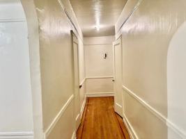 featured image of 2121 Westbury Ct