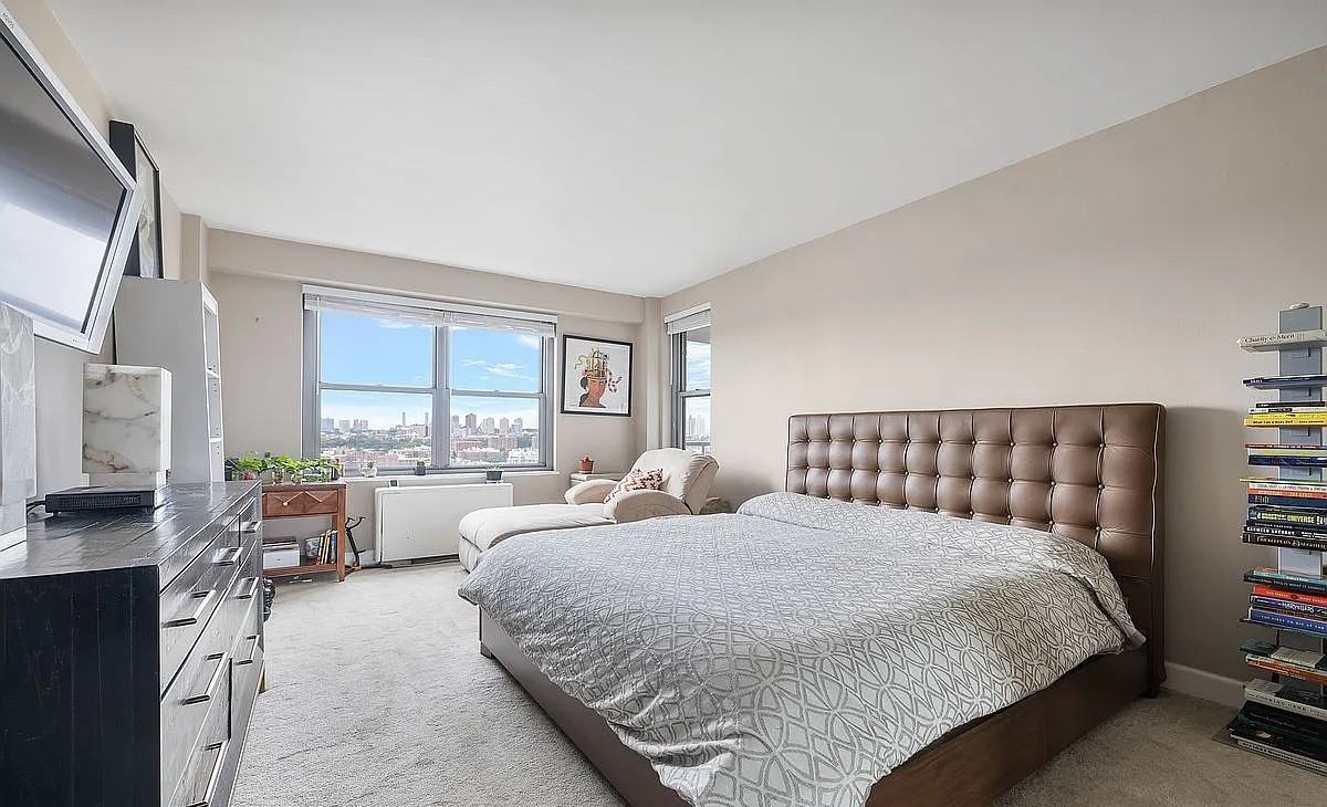 1545 Archer Rd - Photo 4 of 6