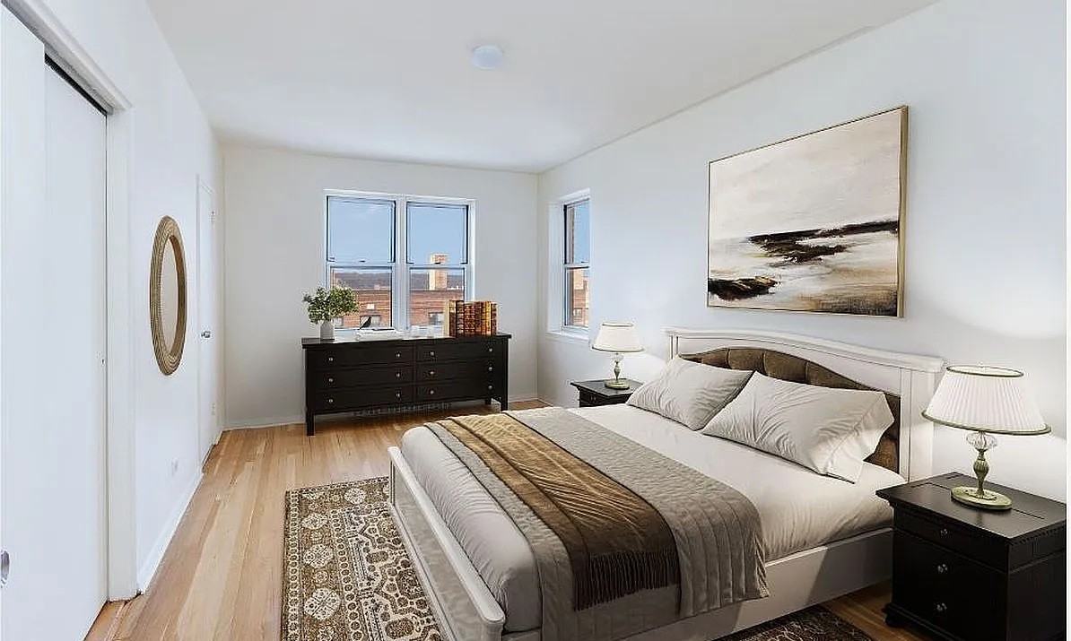 751 Saint Anns Ave - Photo 3 of 6