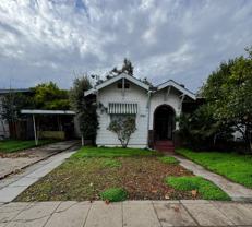 1061 N Pilgrim St - Photo 1 of 1