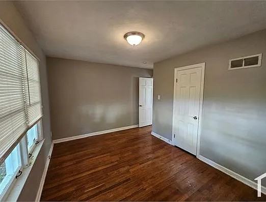 23 Beacon Ave - Photo 3 of 6