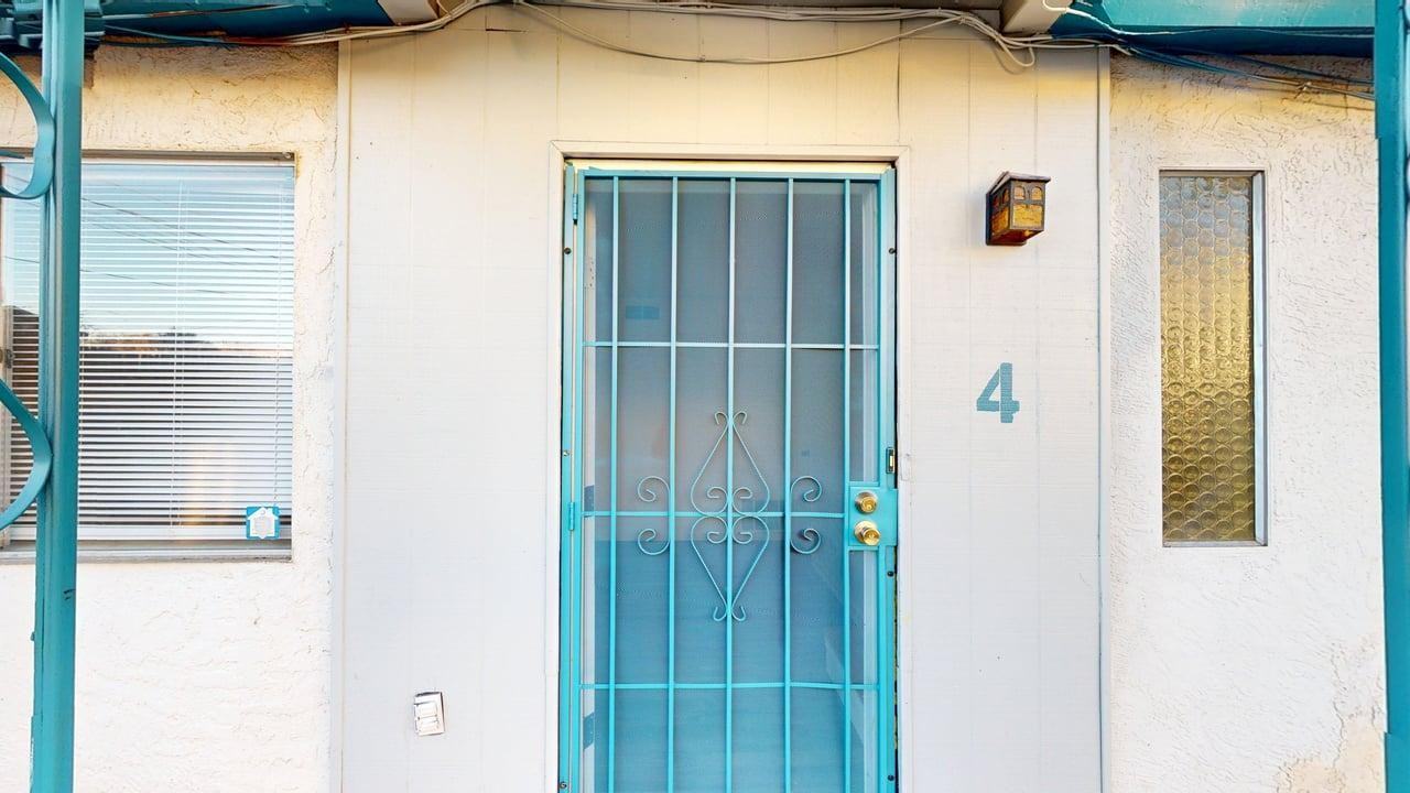 808 Ortiz Dr Se - Photo 3 of 38