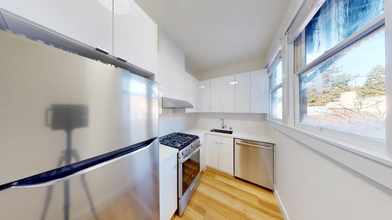 1729 Arch Street - Photo 2 of 50