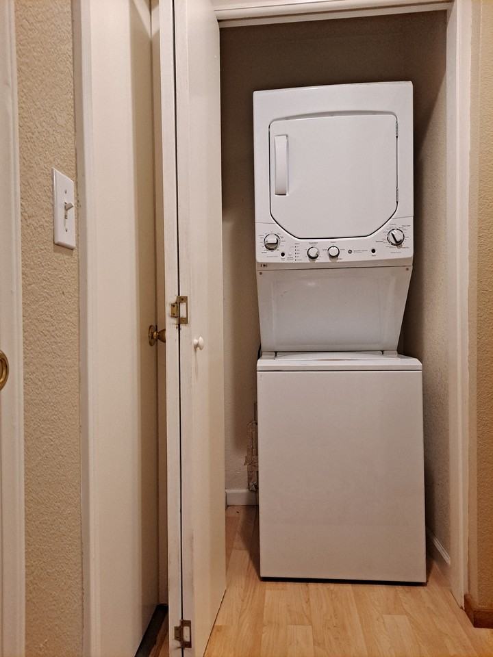 200 Parkview Dr #2 - Photo 7 of 18