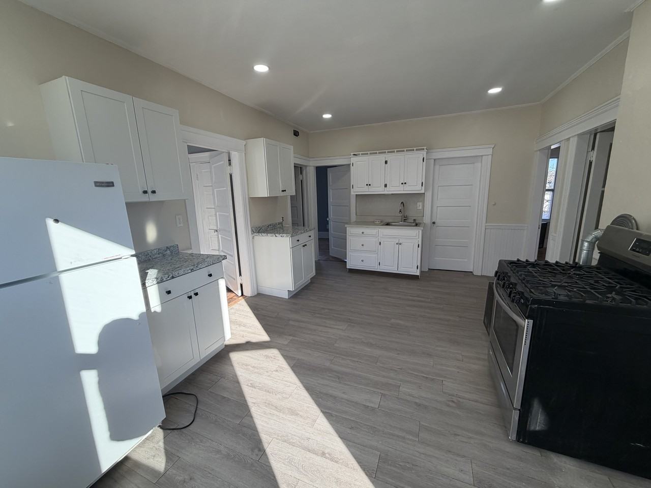 36 Stebbins St #2 - Photo 3 of 10