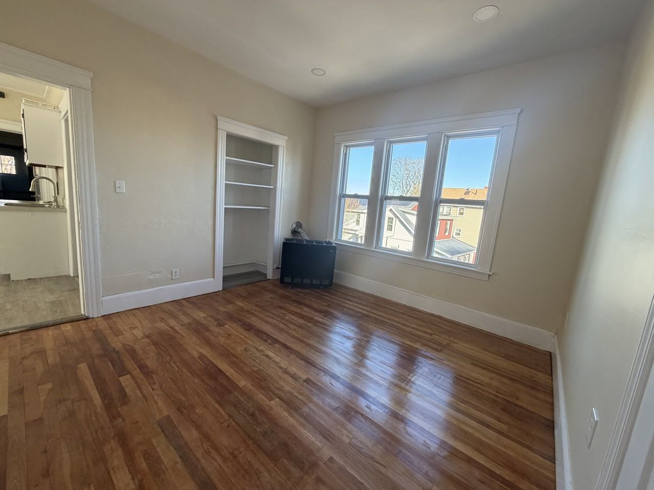 36 Stebbins St #2 - Photo 6 of 10