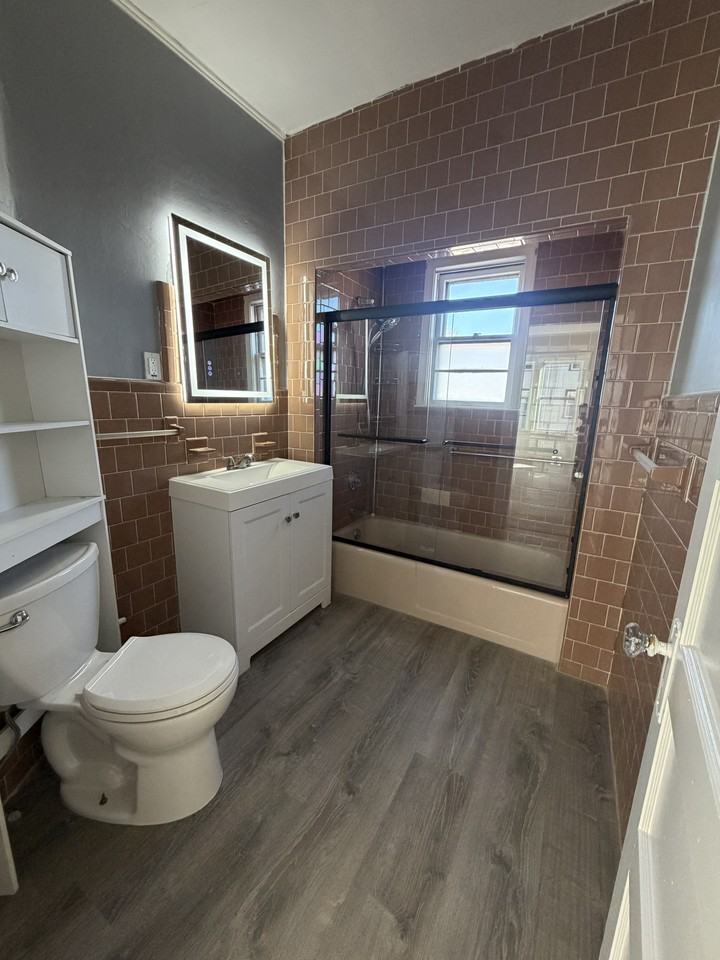 36 Stebbins St #2 - Photo 7 of 10