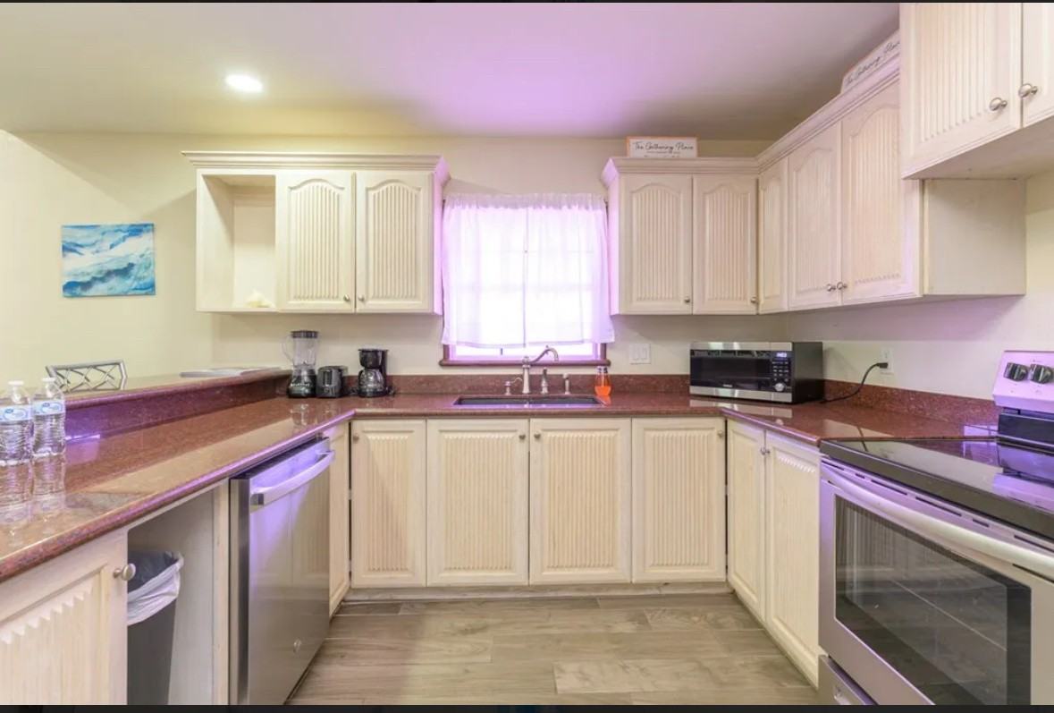 102 W Corral St #3 - Photo 7 of 18