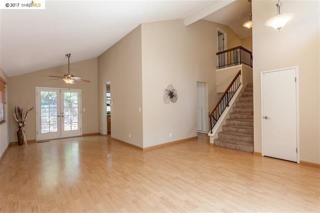 2708 Clover Ct - Photo 7 of 26