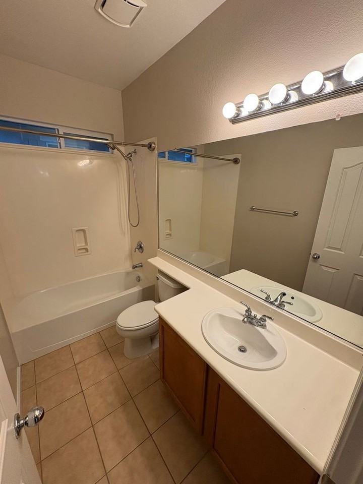 65 E Heritage Dr - Photo 7 of 36