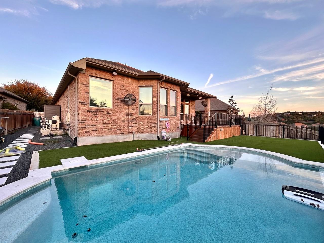 22209 Cross Timbers Bnd - Photo 2 of 36