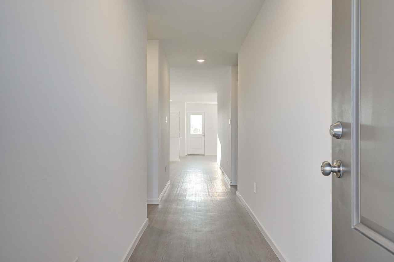 12600 Huntington Ridge Way - Photo 6 of 35