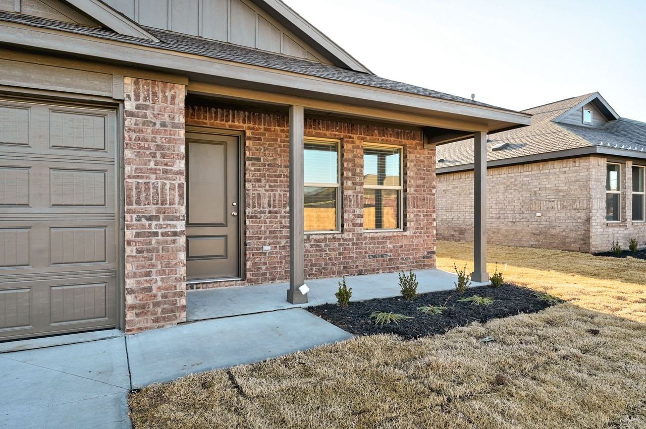 12612 Huntington Ridge Way - Photo 4 of 35