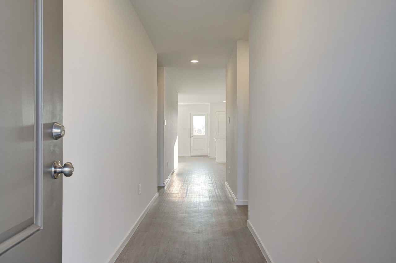 12612 Huntington Ridge Way - Photo 6 of 35