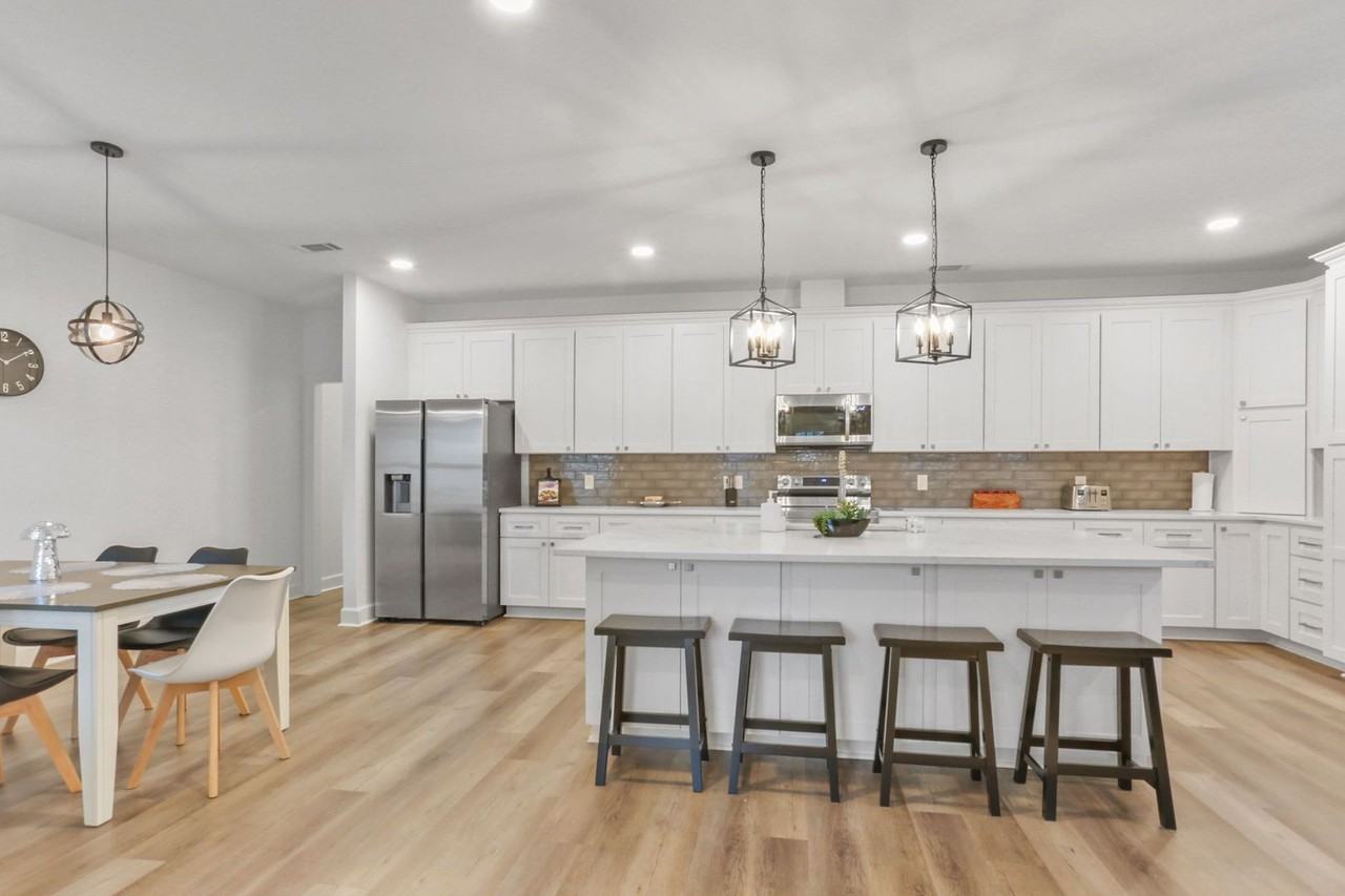 417 Bedford Dr - Photo 7 of 30