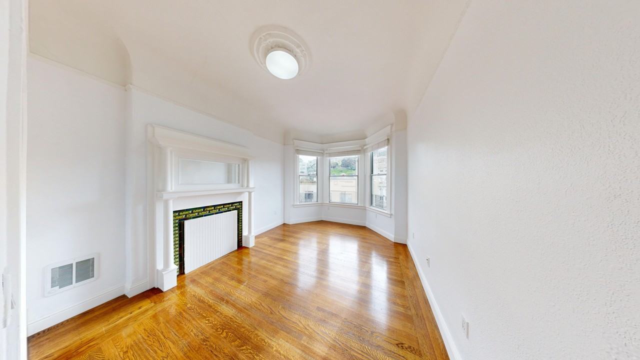 3264 Mission Street - Photo 2 of 13