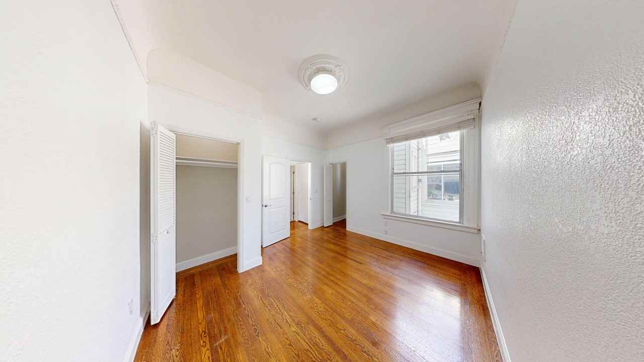 3264 Mission Street - Photo 7 of 13