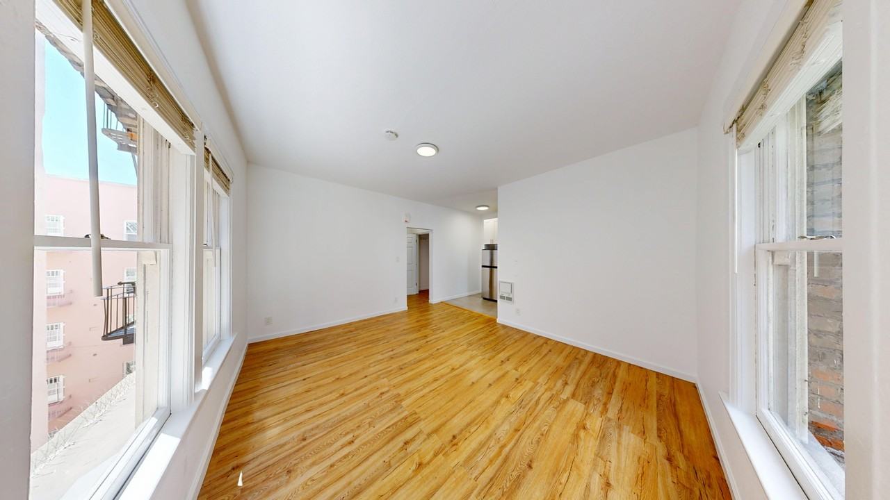 434 Leavenworth Street - Photo 4 of 28