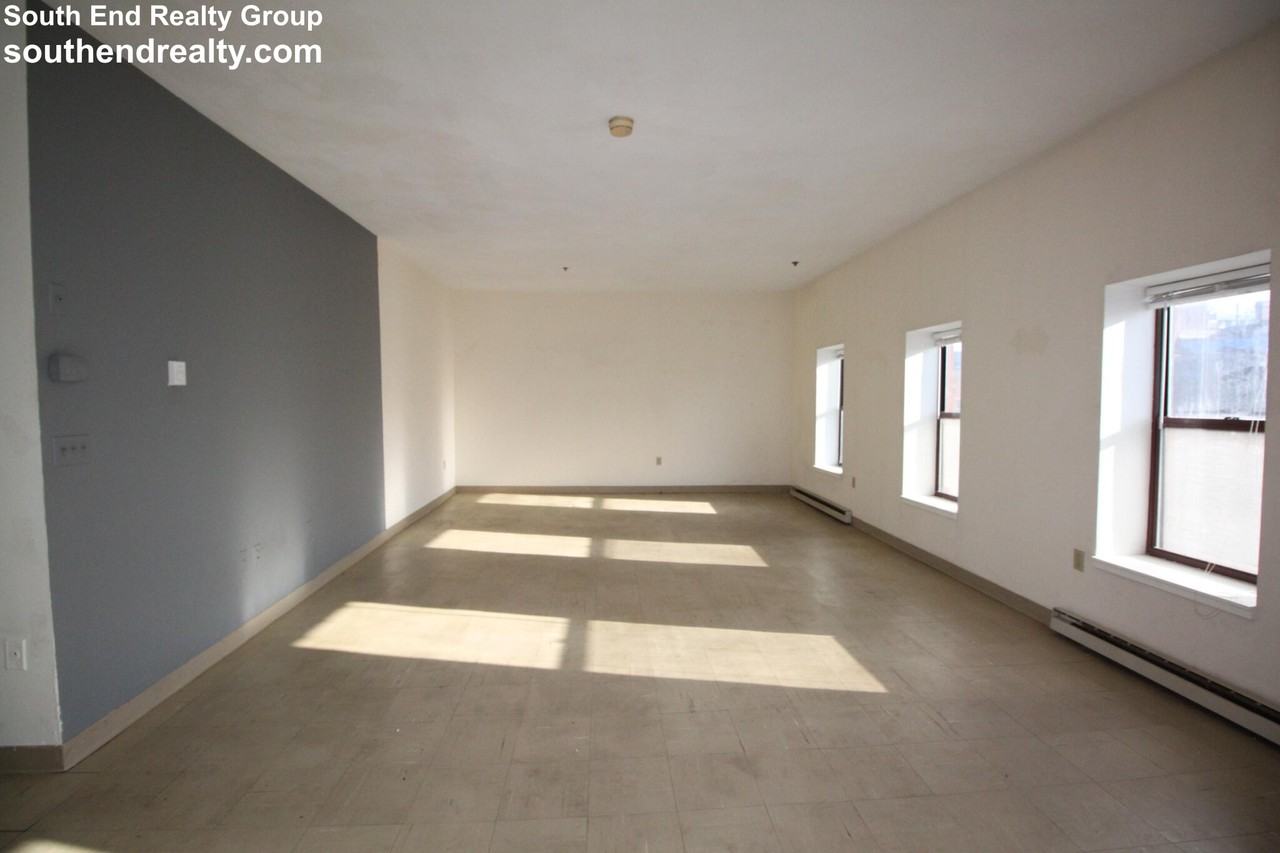 567 Tremont St #17 - Photo 2 of 9