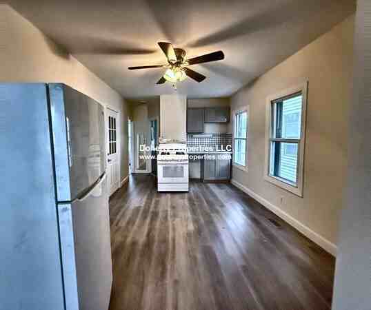 30 Stanley St ## 32 - Photo 3 of 7