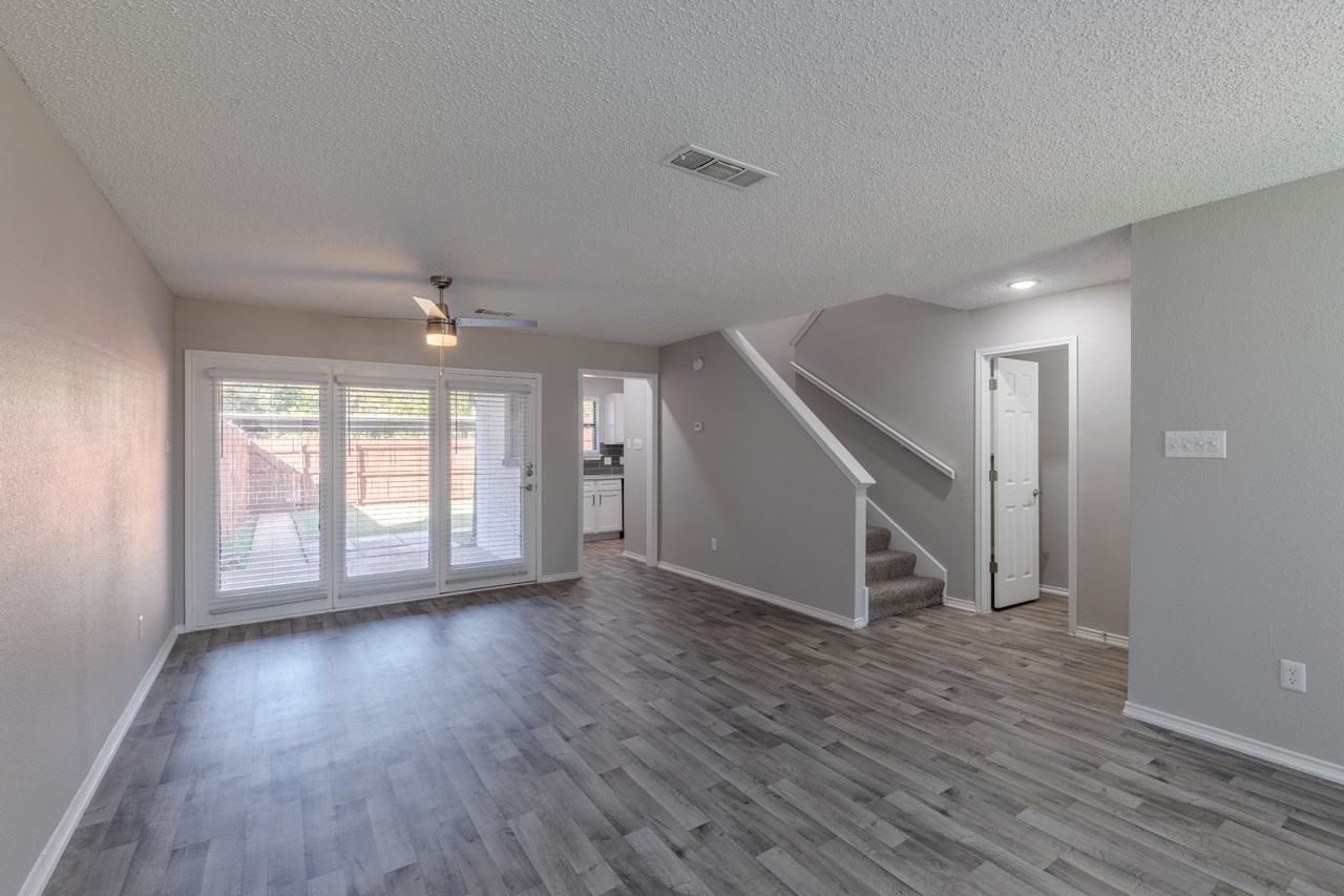 Park Place Townhomes - Photo 5 of 17