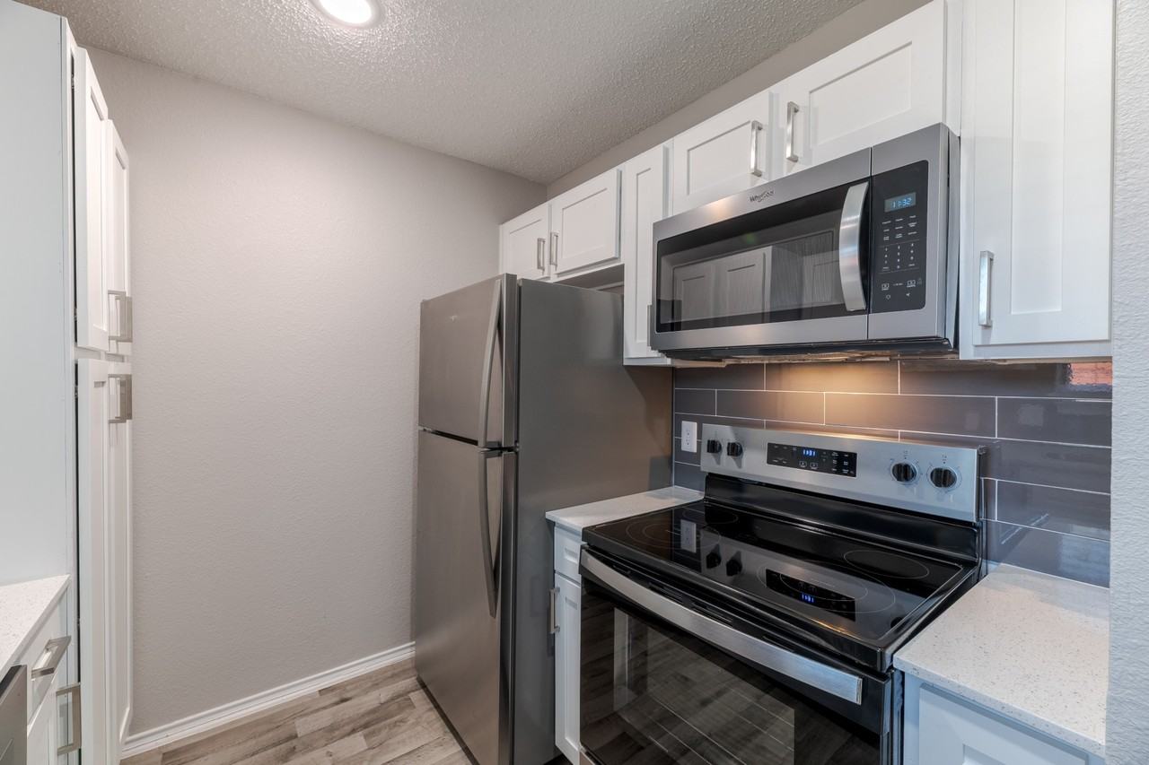 Park Place Townhomes - Photo 2 of 17