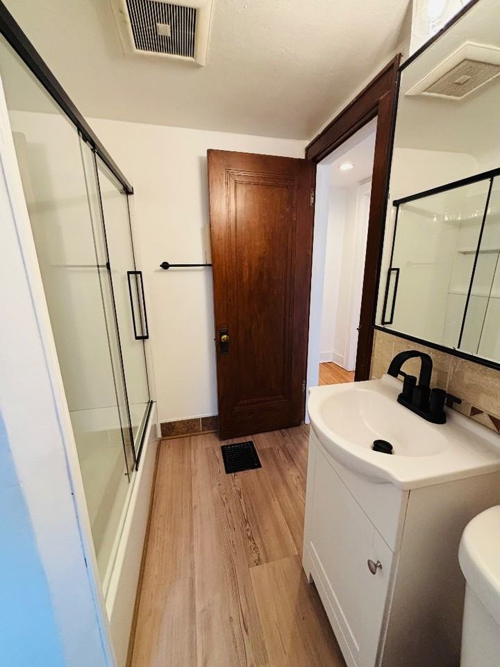 7126 W Congress St - Photo 6 of 20