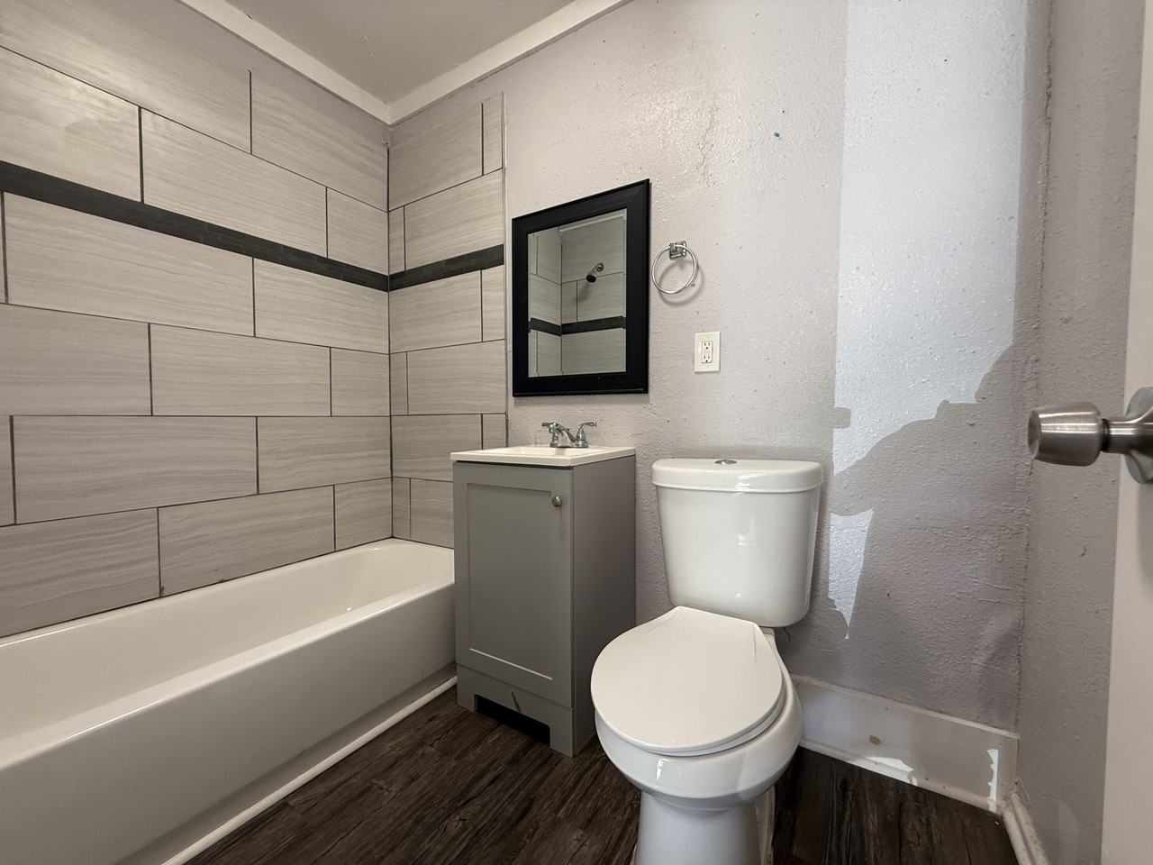 321 Blanks St #11 - Photo 2 of 7