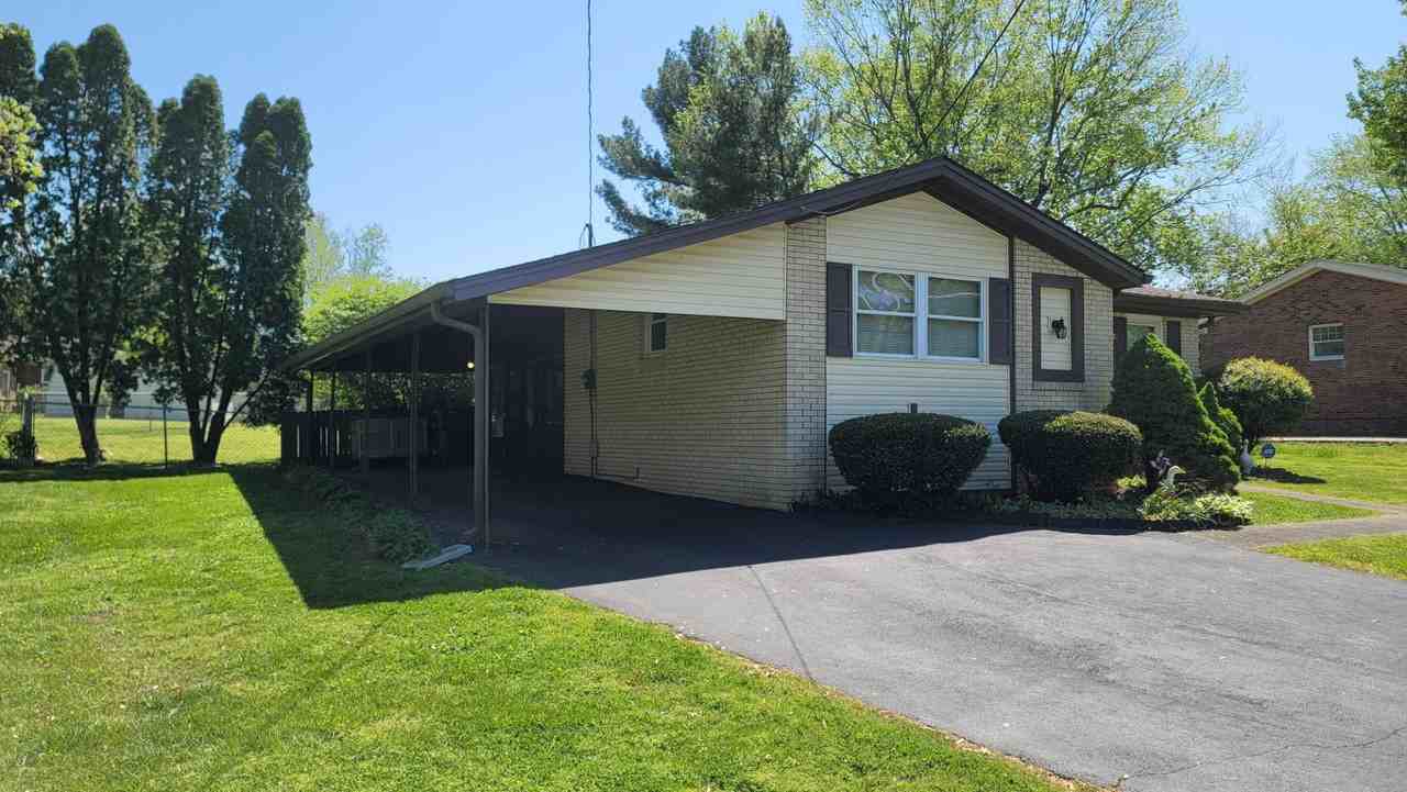 403 Monte Carlo Ct - Photo 4 of 11