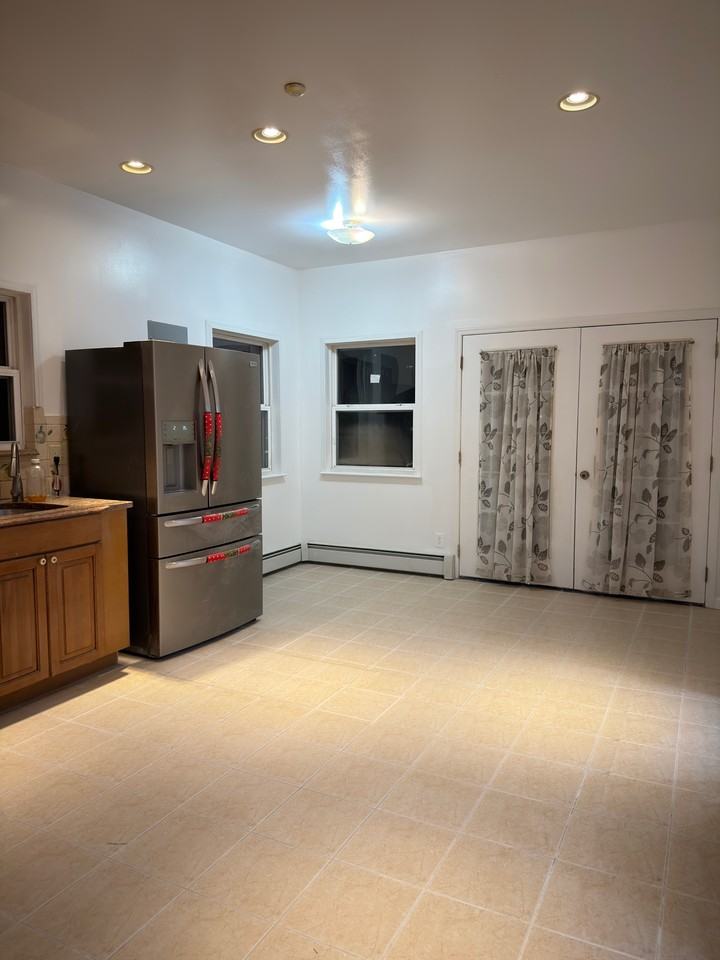 1795 Bedford Ave #NA - Photo 2 of 10