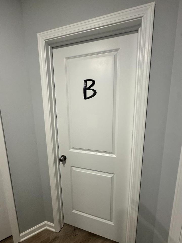 2611 Carsten Ave - Photo 5 of 10