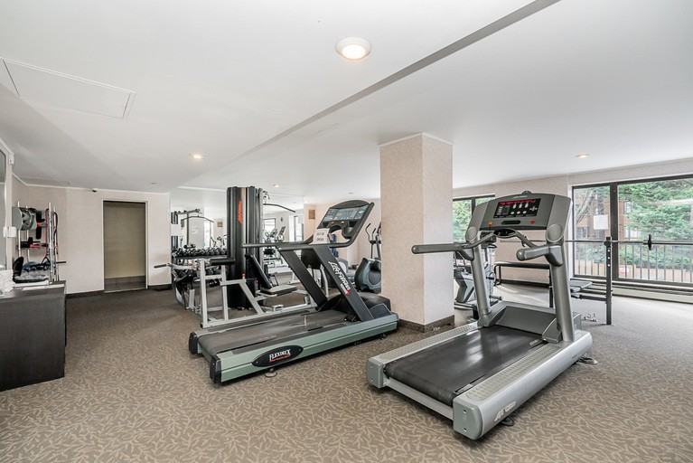 1460 Barclay St #804 - Photo 3 of 25