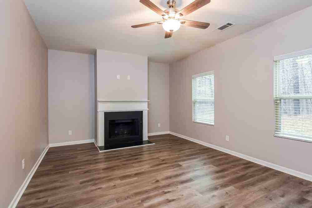 222 Westridge Cir - Photo 5 of 20