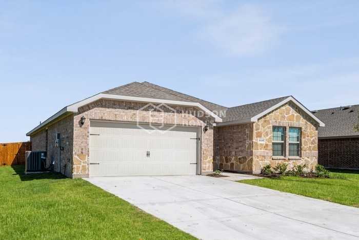 2120 Basil Ave - Photo 4 of 34