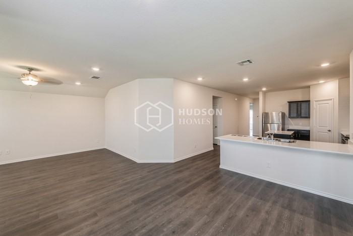 2120 Basil Ave - Photo 7 of 34