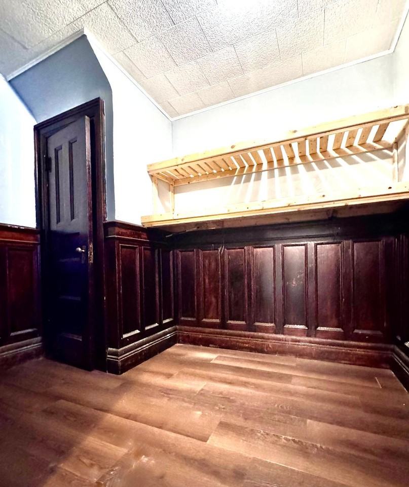 111 Southside Parkway - Front House Lower - Photo 2 of 25