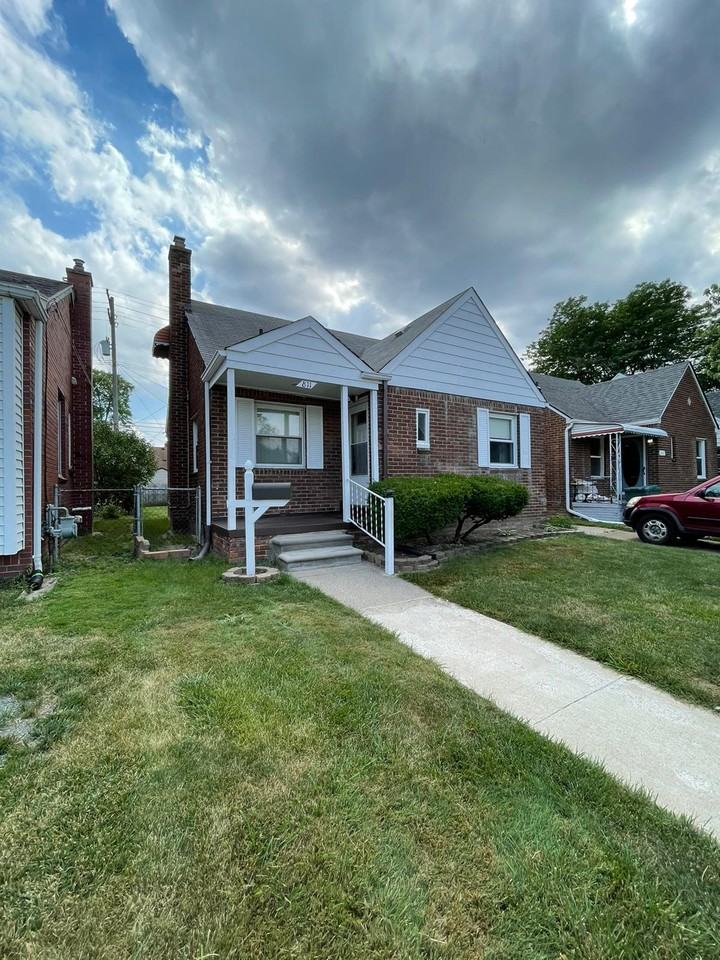 811 White Ave #1 - Photo 2 of 11