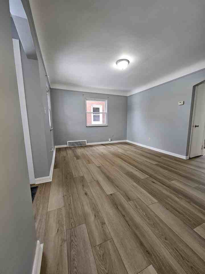 811 White Ave #1 - Photo 3 of 11