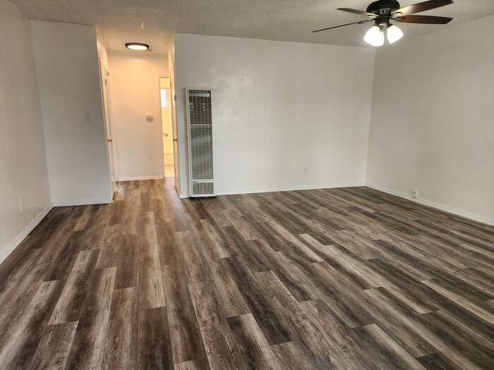 4452 Rosebud Ln #B - Photo 3 of 10