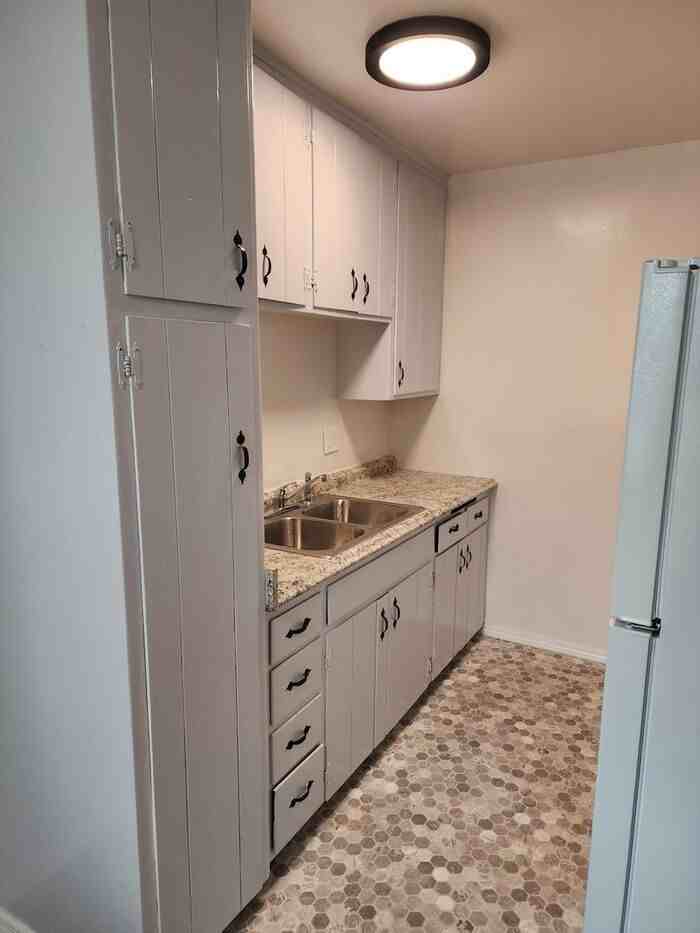 4452 Rosebud Ln #B - Photo 5 of 10