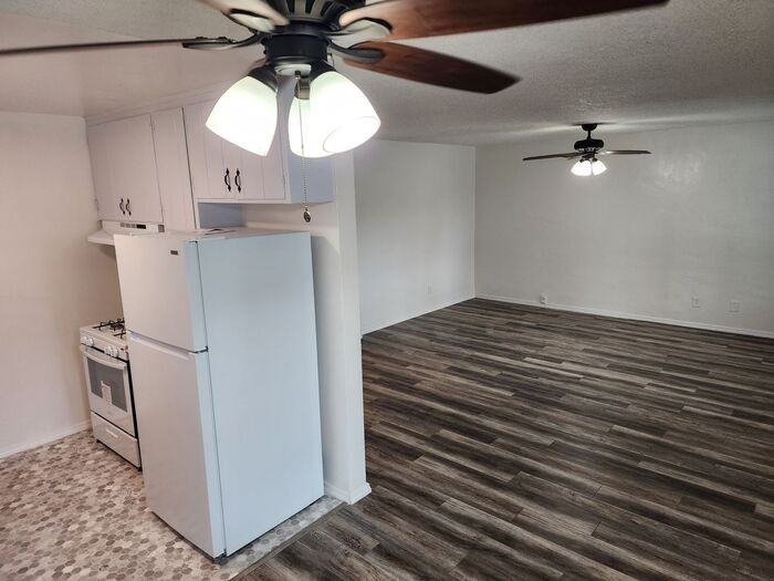 4452 Rosebud Ln #B - Photo 6 of 10