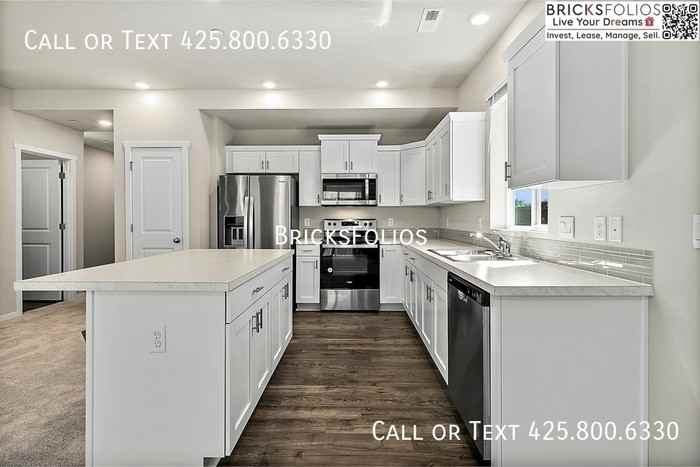 4261 Pronghorn Pl - Photo 2 of 39