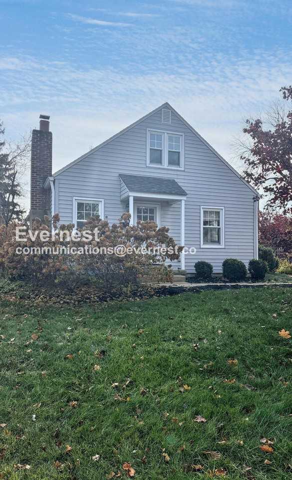 887 W 10th Ave - Photo 3 of 33