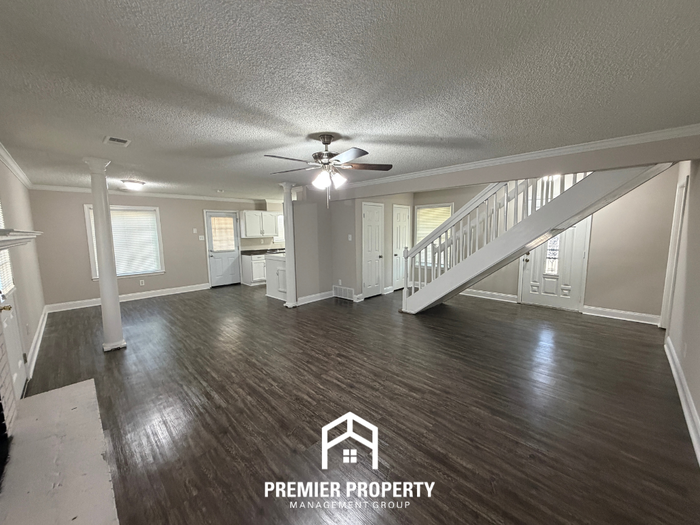 3875 Earlynn Dr - Photo 2 of 22