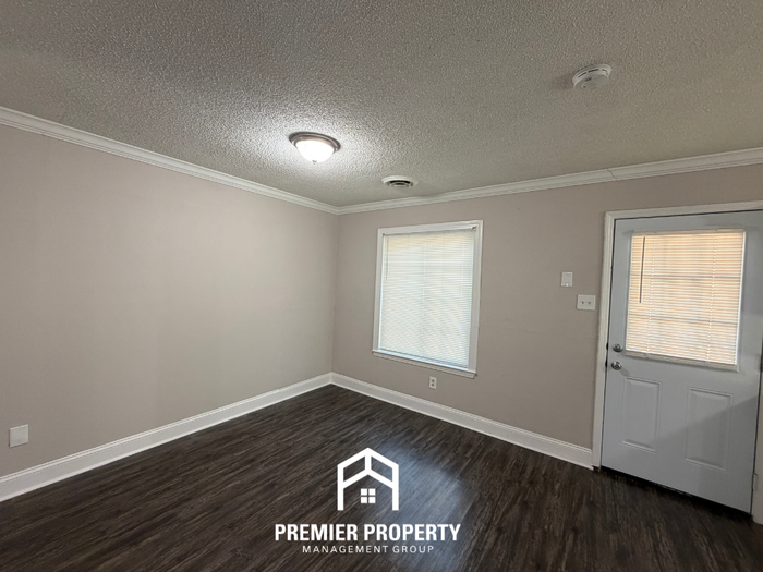 3875 Earlynn Dr - Photo 4 of 22